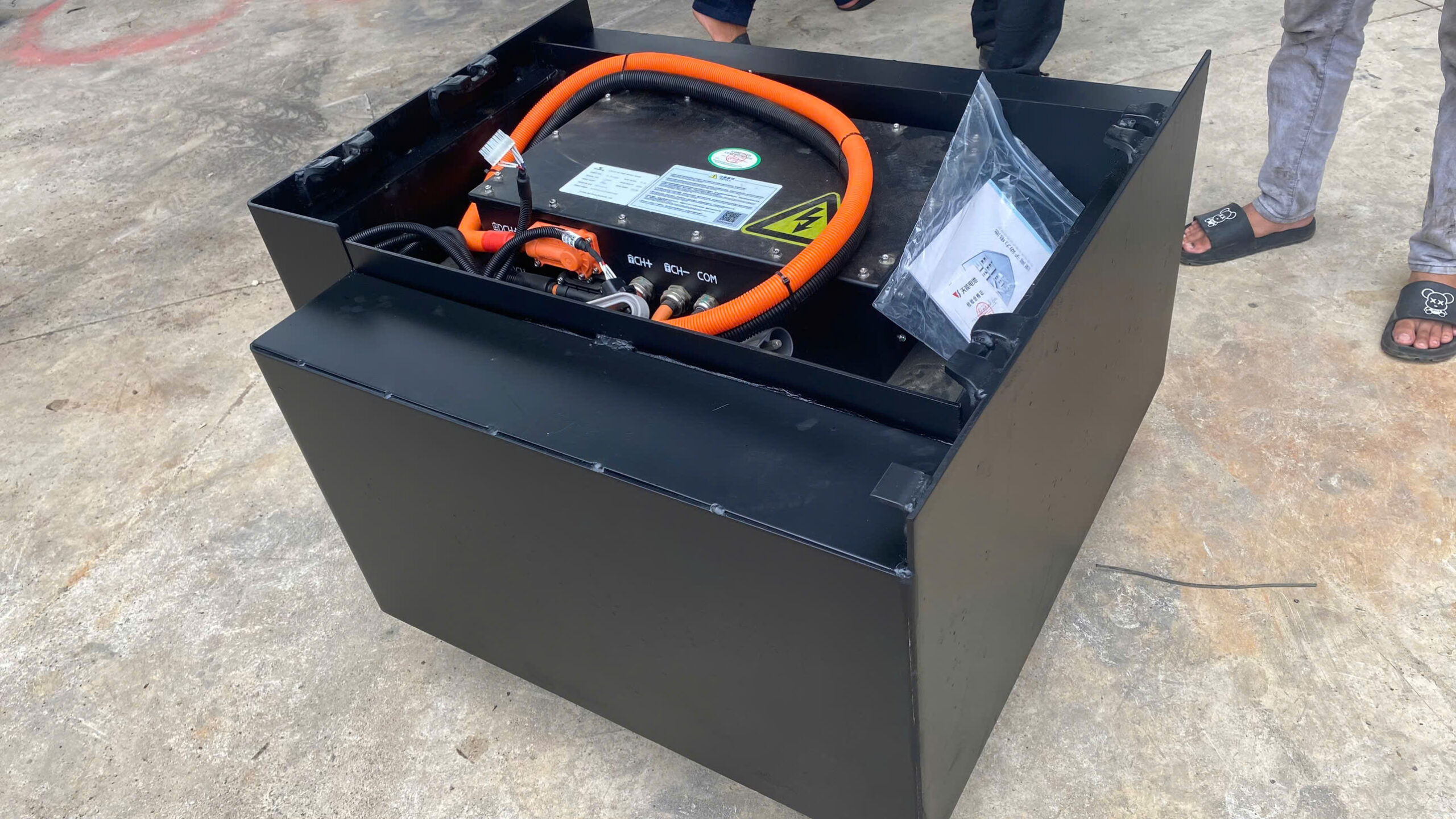 bình ắc quy lithium