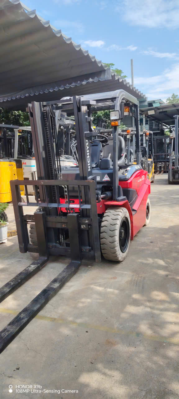 Xe nâng điện Nichiyu 3 tấn giá tốt – xenangvn